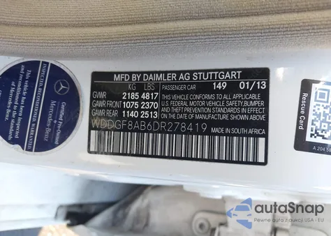 2013 Mercedes-Benz C 300 Sport 4Matic z USA, uszkodzony, nr VIN WDDGF8AB6DR278419